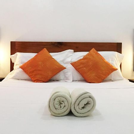 A&J Pension Puerto Princesa Kültér fotó