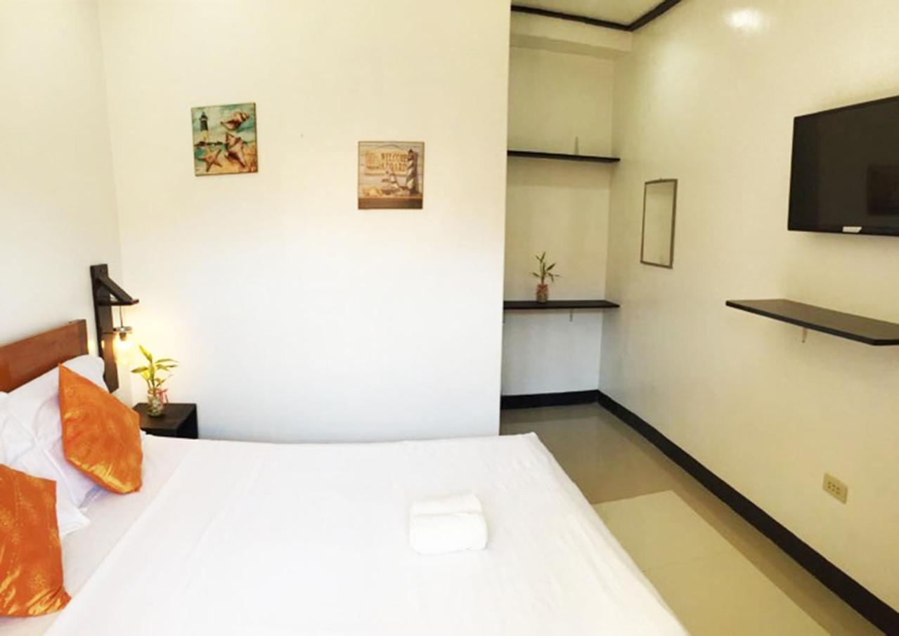 A&J Pension Puerto Princesa Kültér fotó