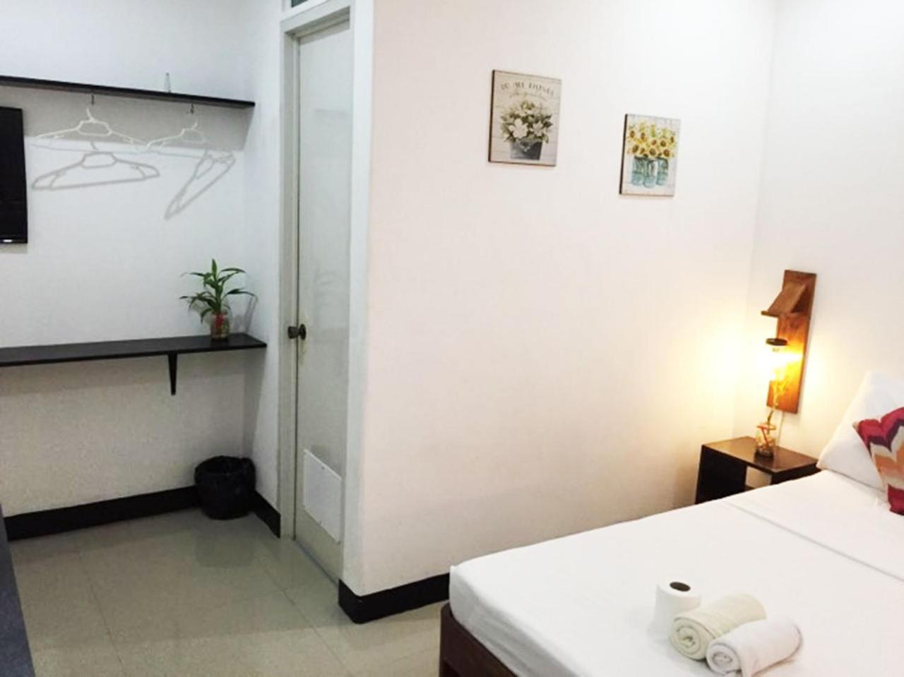 A&J Pension Puerto Princesa Kültér fotó