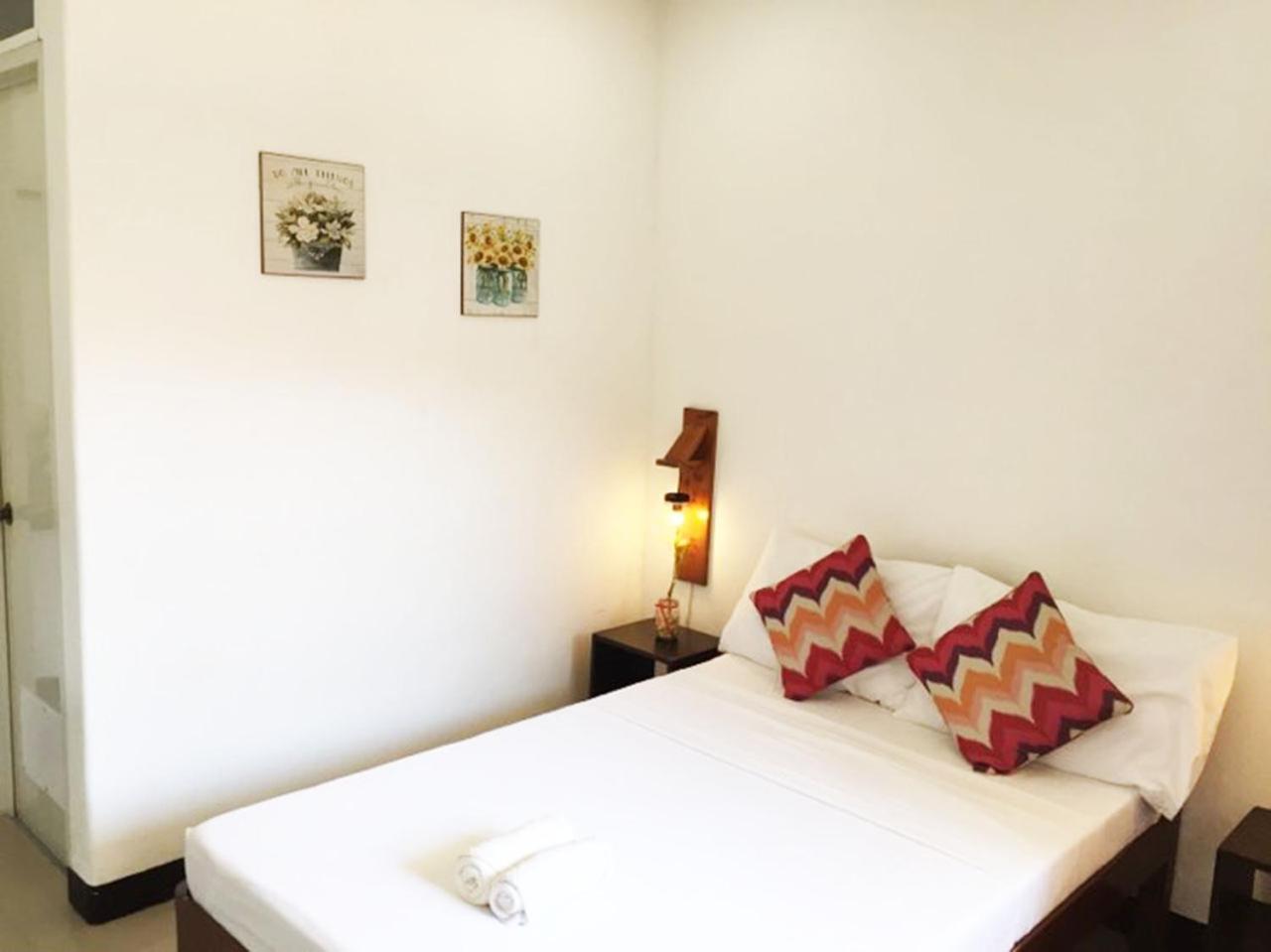 A&J Pension Puerto Princesa Kültér fotó